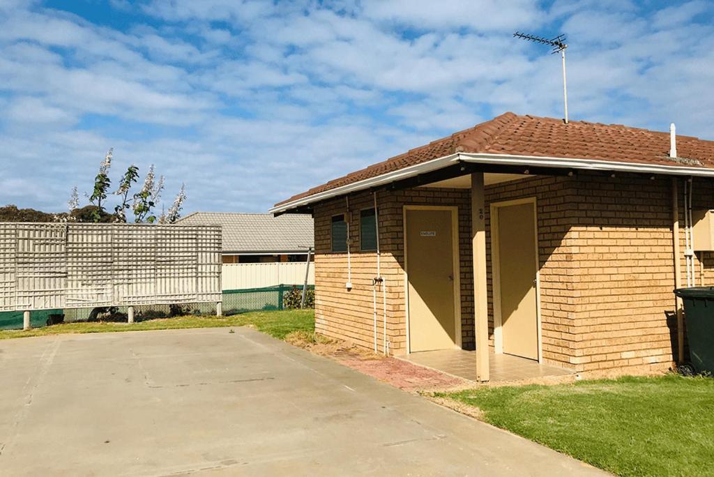Leander Reef Holiday Park Port Denison Exterior photo